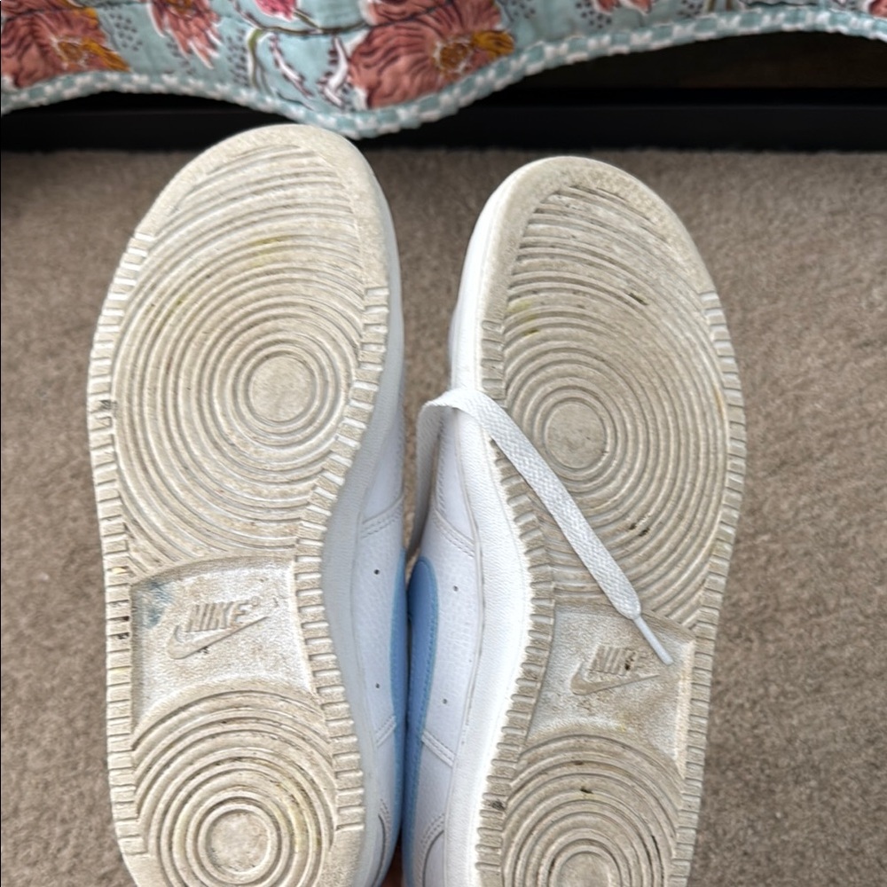 Nike WMNS Court Vision Low Royal Tint - Picture 4 of 4